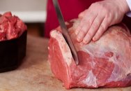 چرا با کاهش قیمت دام زنده گوشت ارزان نشد‌ 