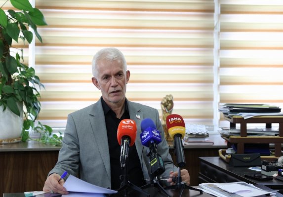 اسبقیان: ورزش ایران در نومد گیمز 2026 برای نخستین بار به‌صورت کاروانی اعزام می‌شود/ پرچم کاروان در دست قوی‌ترین مرد ایران