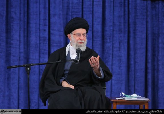 رهبر انقلاب: حادثه تروریستی شاهچراغ موجب رسوایی آمریکایی‌ها شد
